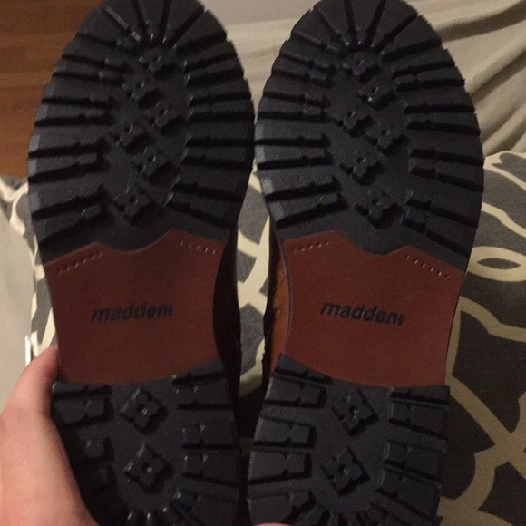 Steve Madden: Zip-Up Men’s Boots - Picture 4 of 4